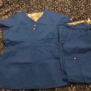 Koi brand scrub set royal blue